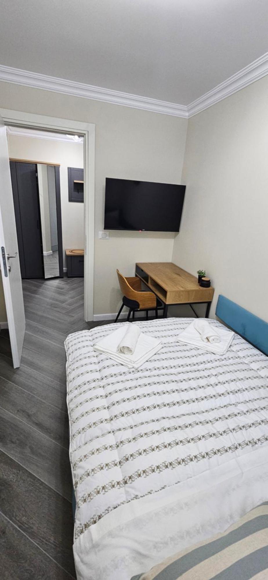 White Rezidence II Apartment Curtea De Arges Bagian luar foto