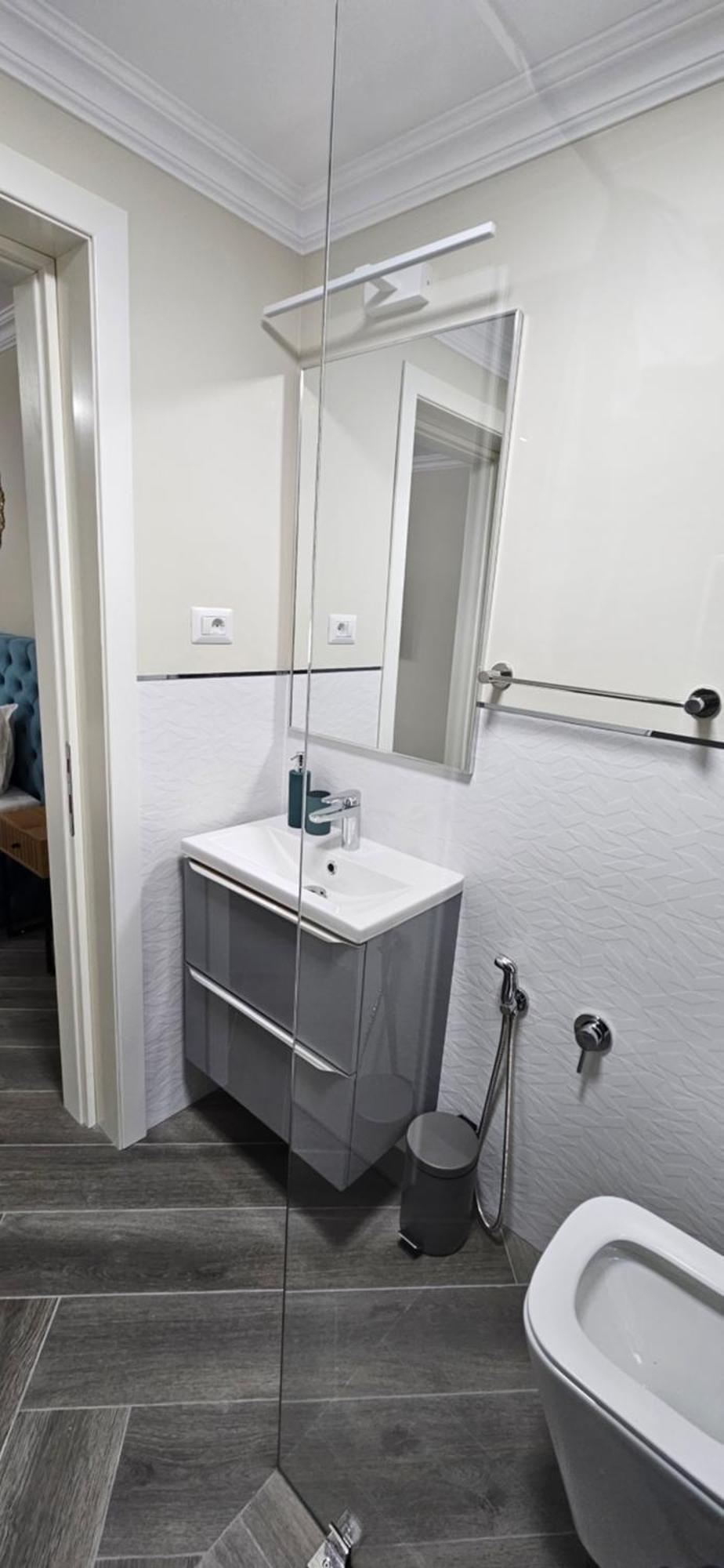 White Rezidence II Apartment Curtea De Arges Bagian luar foto