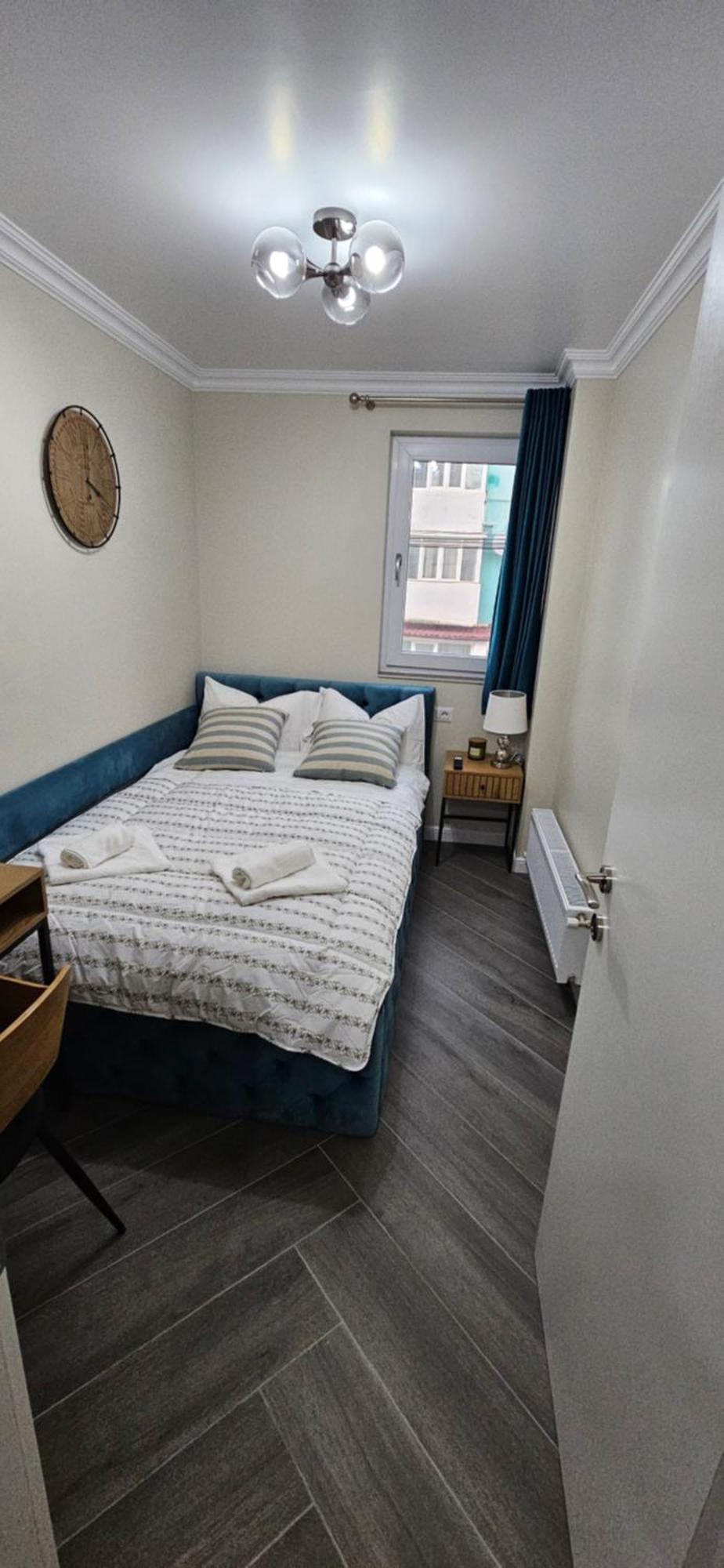 White Rezidence II Apartment Curtea De Arges Bagian luar foto